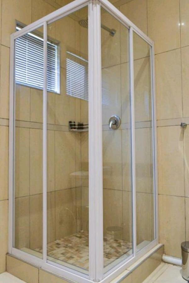 Orange Villa Τίρανα Εξωτερικό φωτογραφία